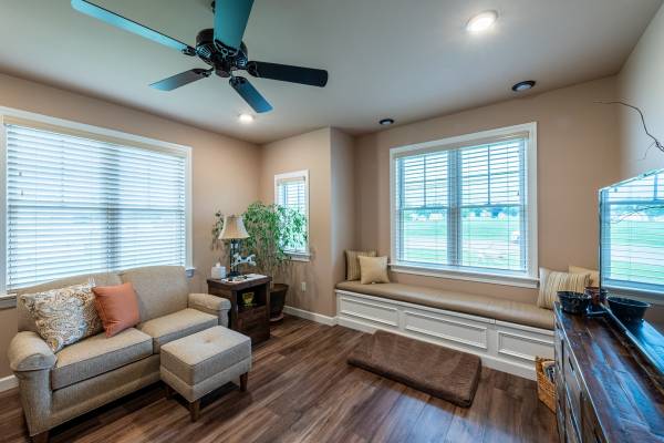 D85_5246-HDR.jpg (569 KB)